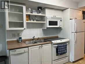 600-600 Fleet St in Toronto, ON - Building Photo - Building Photo
