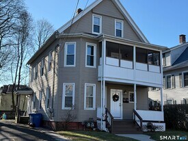 24 Breckenridge Ave in Meriden, CT - Building Photo