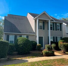153 Danesway Dr in Holly Springs, NC - Building Photo - Building Photo
