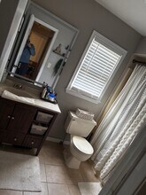 35 Amaron Ln in Staten Island, NY - Foto de edificio - Building Photo