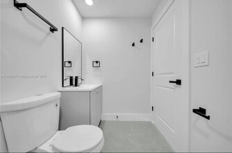 513 Walter Gifford Ave S in Lehigh Acres, FL - Building Photo - Building Photo