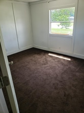 2410 M in Marion, IN - Foto de edificio - Building Photo