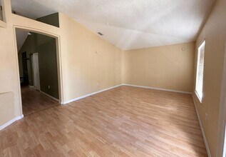 20 Red Barn Dr in Palm Coast, FL - Building Photo - Building Photo