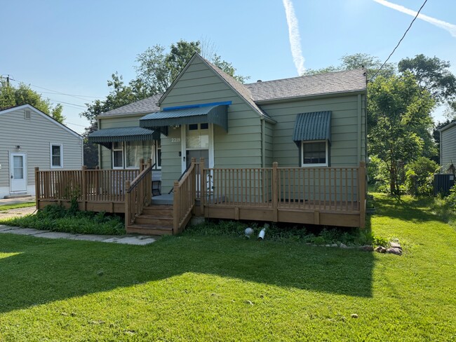 property at 2219 51st St
