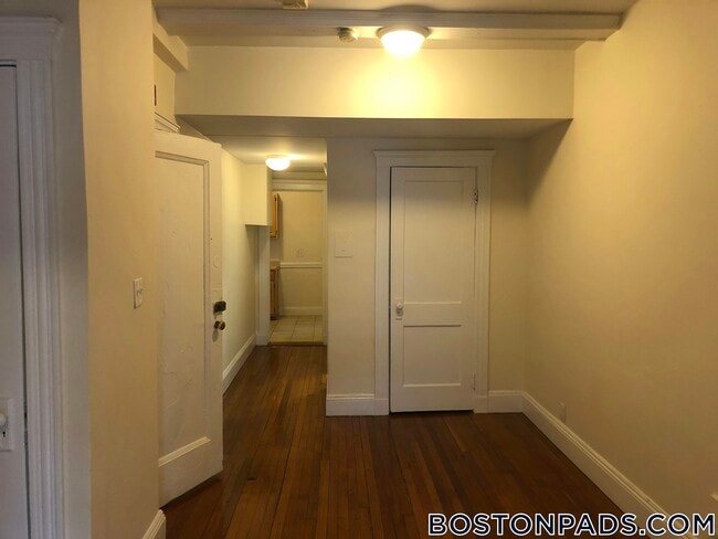 131 Washington St, Unit 1