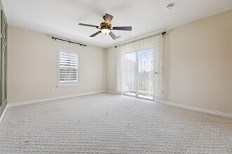9218 Viaggio Way in Highlands Ranch, CO - Building Photo - Building Photo