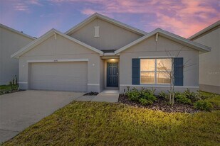 8848 SW 49th Cir in Ocala, FL - Building Photo