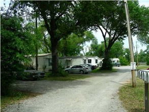 8902 Fowler Ave in Pensacola, FL - Building Photo - Building Photo