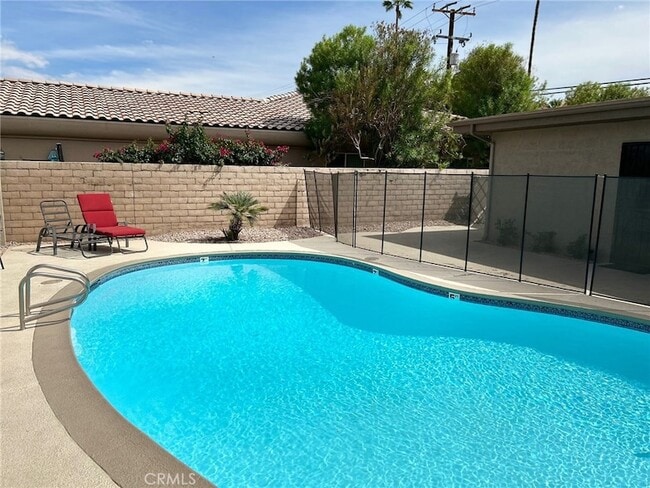 74443 Driftwood Dr, Unit 3 in Palm Desert, CA - Building Photo - Building Photo