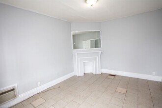 1729 Vinewood St-Unit -Apt 2 in Detroit, MI - Building Photo - Building Photo