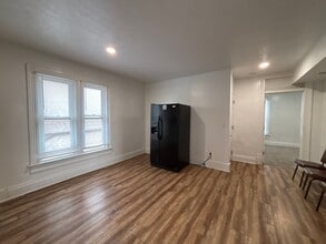 2415 E St in Omaha, NE - Building Photo - Building Photo