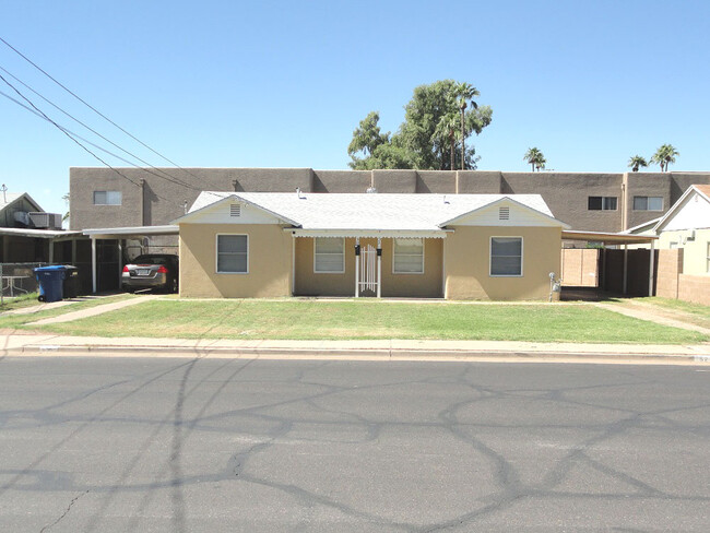 50 N Beverly in Mesa, AZ - Foto de edificio - Building Photo