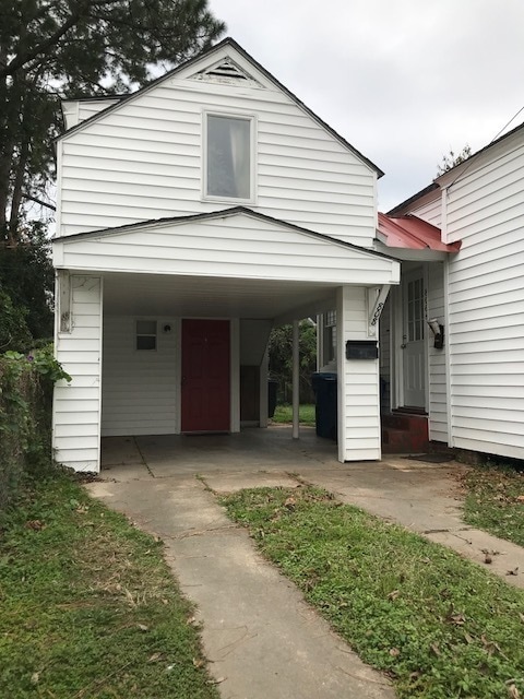 property at 808 E University Ave
