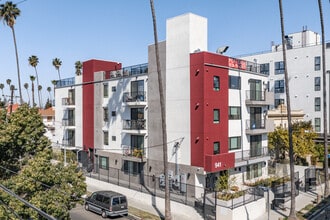 941 Fedora St in Los Angeles, CA - Building Photo - Building Photo