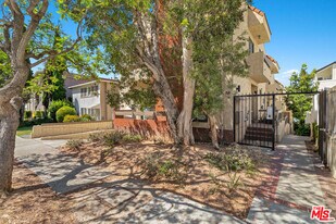 1825 Westholme Ave in Los Angeles, CA - Building Photo