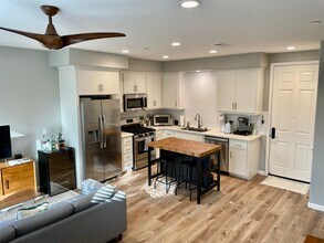 3626 Chestnut St in Lafayette, CA - Foto de edificio - Building Photo