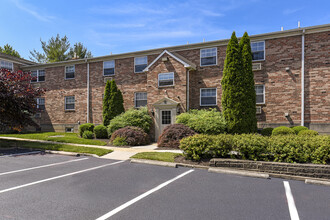 Village Green in Hatboro, PA - Foto de edificio - Building Photo