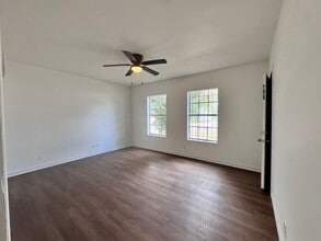 907 Elizabeth St in Corpus Christi, TX - Building Photo - Building Photo