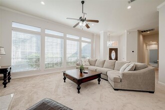3117 Cedar Knolls Dr in Humble, TX - Foto de edificio - Building Photo