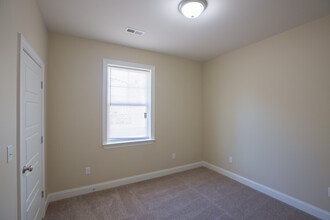 121 N Parkdale Ave in Chattanooga, TN - Building Photo - Building Photo