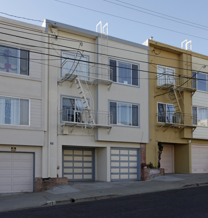 20 3rd Ave in Daly City, CA - Foto de edificio