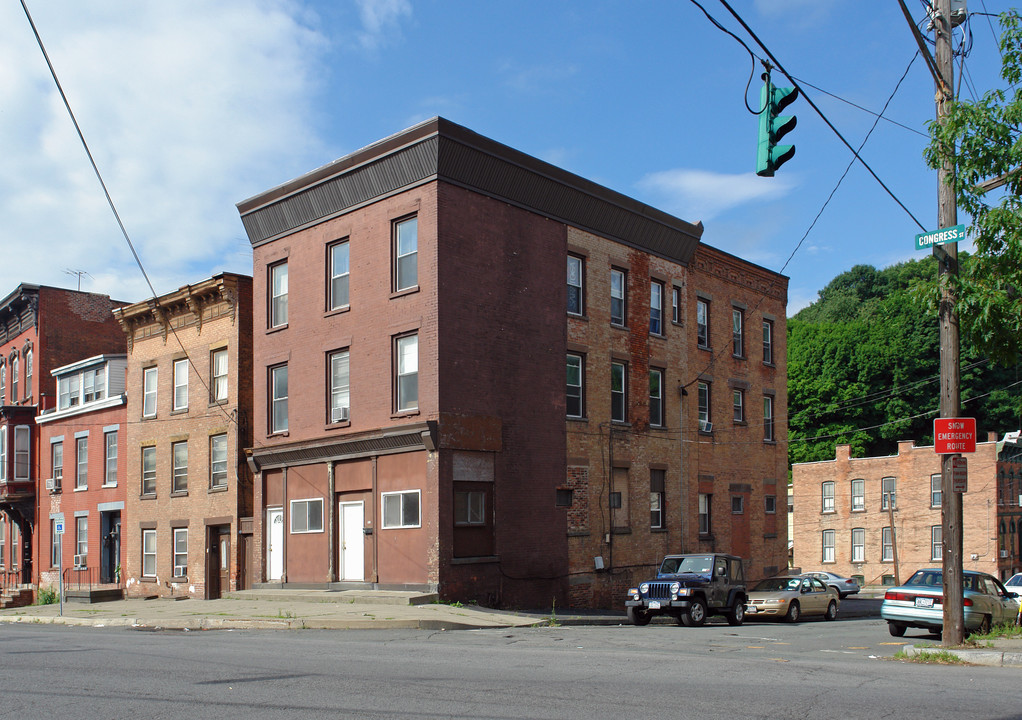 350 Congress St in Troy, NY - Building Photo