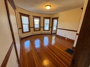 139 Cottage St in Everett, MA - Building Photo - Building Photo