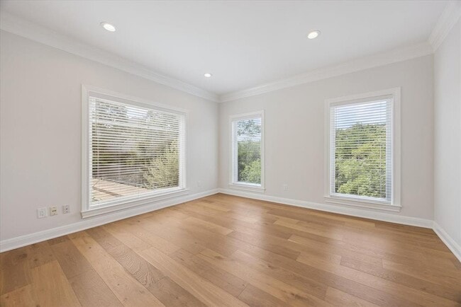 5908 Down Valley Ct in Austin, TX - Building Photo - Building Photo