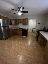 404 W 1st St in Pittsburg, KS - Building Photo - Building Photo