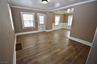 583 Victoria Ave in Akron, OH - Building Photo - Building Photo