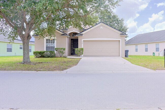 558 Knollwood Dr in Davenport, FL - Building Photo - Building Photo