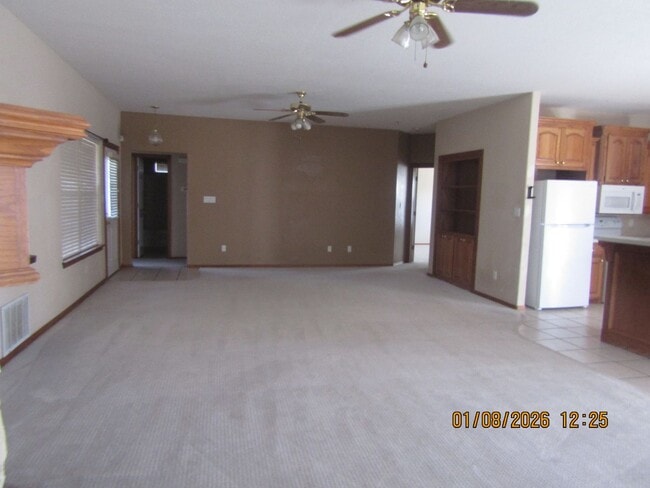 3711 NE Bradford St in Lawton, OK - Foto de edificio - Building Photo