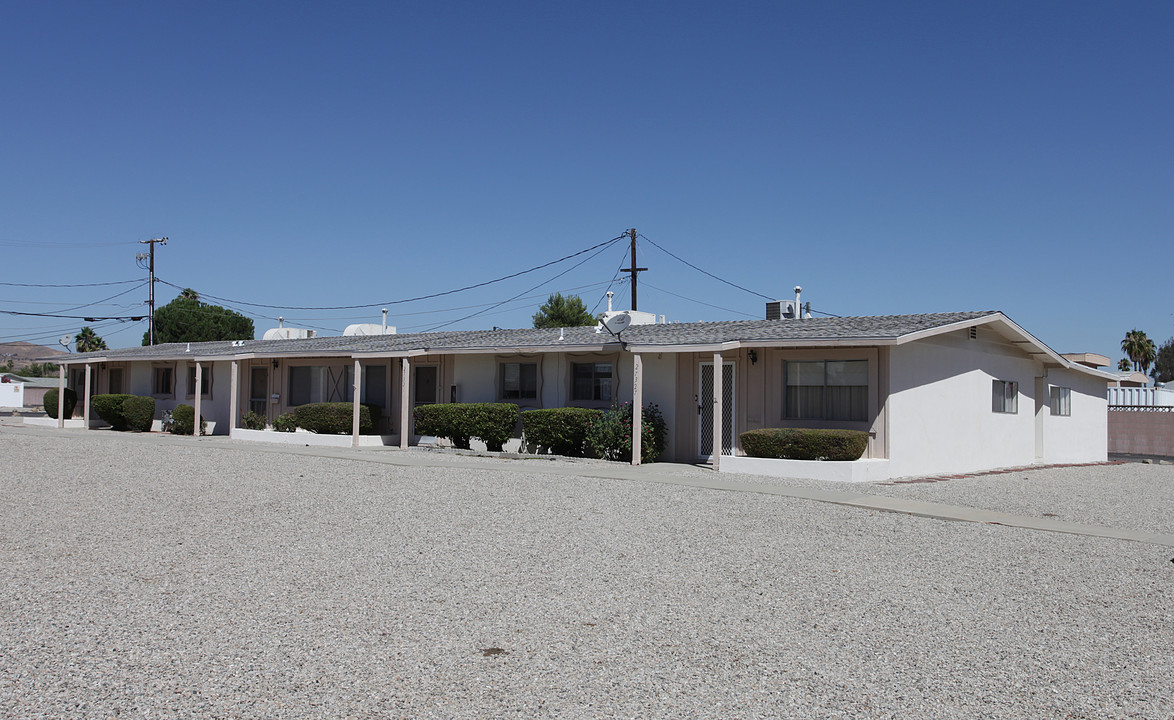 27261-27327 Sun City Blvd in Menifee, CA - Building Photo