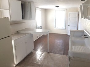 114 N Chester St in Leesburg, FL - Building Photo - Building Photo