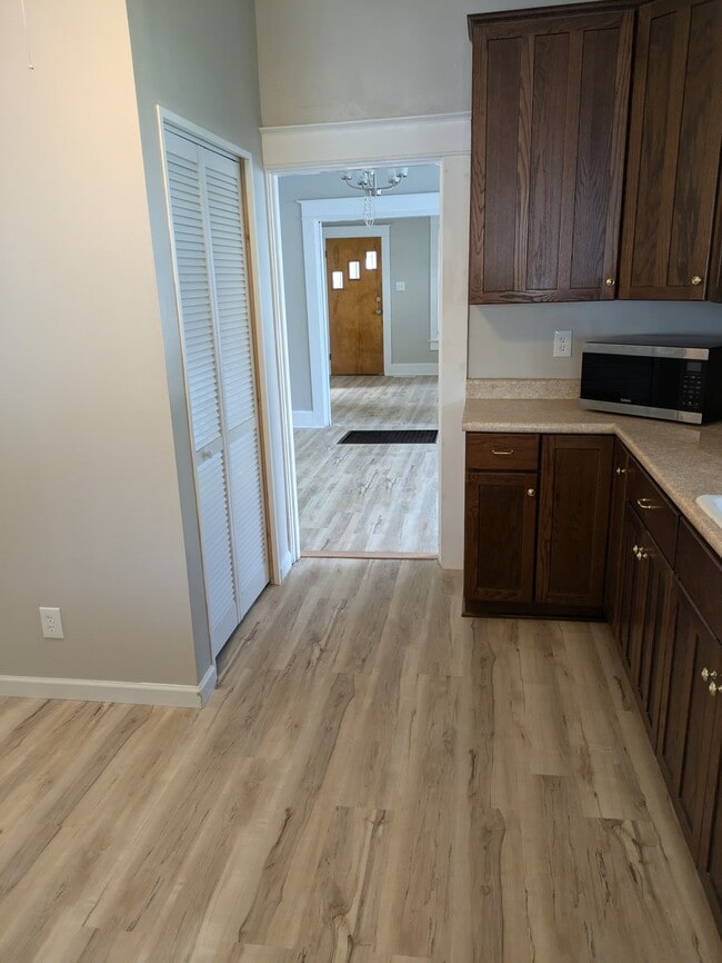 1403 Beechwood Ave in New Albany, IN - Building Photo - Building Photo