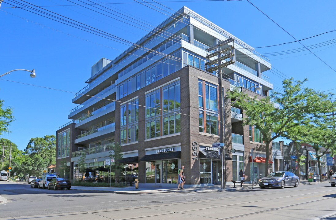 Lakehouse Beach Residences in Toronto, ON - Building Photo