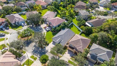 16762 NW 13th St in Pembroke Pines, FL - Building Photo - Building Photo