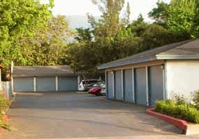 128 E Santa Ana St in Santa Paula, CA - Building Photo - Building Photo