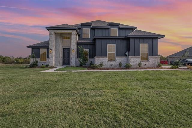 property at 180 Crystal Lk Ln