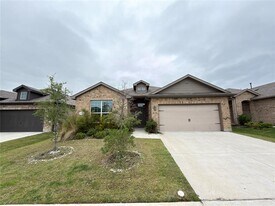 8916 Old Rawhide Ln in Fort Worth, TX - Building Photo
