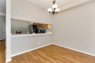 1171 Regency Dr in Schaumburg, IL - Building Photo - Building Photo