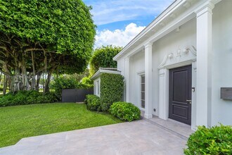 4380 Lake Rd in Miami, FL - Building Photo - Building Photo