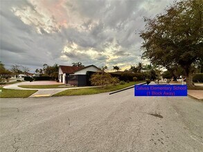 13253 SW 96th Terrace in Miami, FL - Building Photo - Building Photo