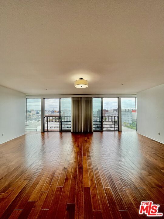 629 Traction Ave in Los Angeles, CA - Building Photo - Building Photo