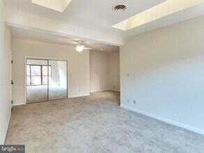 2704 Dartmouth Rd-Unit -10 in Alexandria, VA - Building Photo - Building Photo