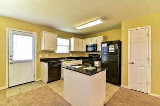 4002 Hollow Cove Ln in Richmond, TX - Building Photo - Building Photo