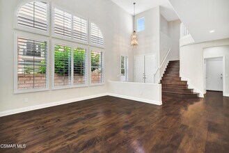 3044 Ferncrest Pl in Thousand Oaks, CA - Building Photo - Building Photo
