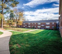 Hamilton Linden Gardens in Allentown, PA - Building Photo - Building Photo