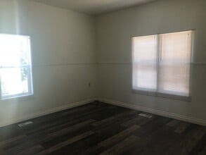 235 McAuliff St in Walla Walla, WA - Building Photo - Building Photo