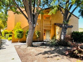 490 Bollinger Canyon Ln in San Ramon, CA - Building Photo - Building Photo
